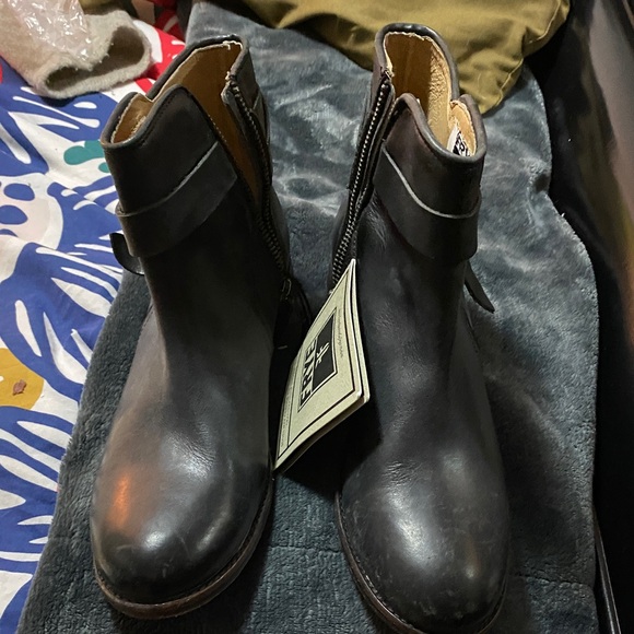 Frye Shoes - Frye Black Leather Boots with Zipper